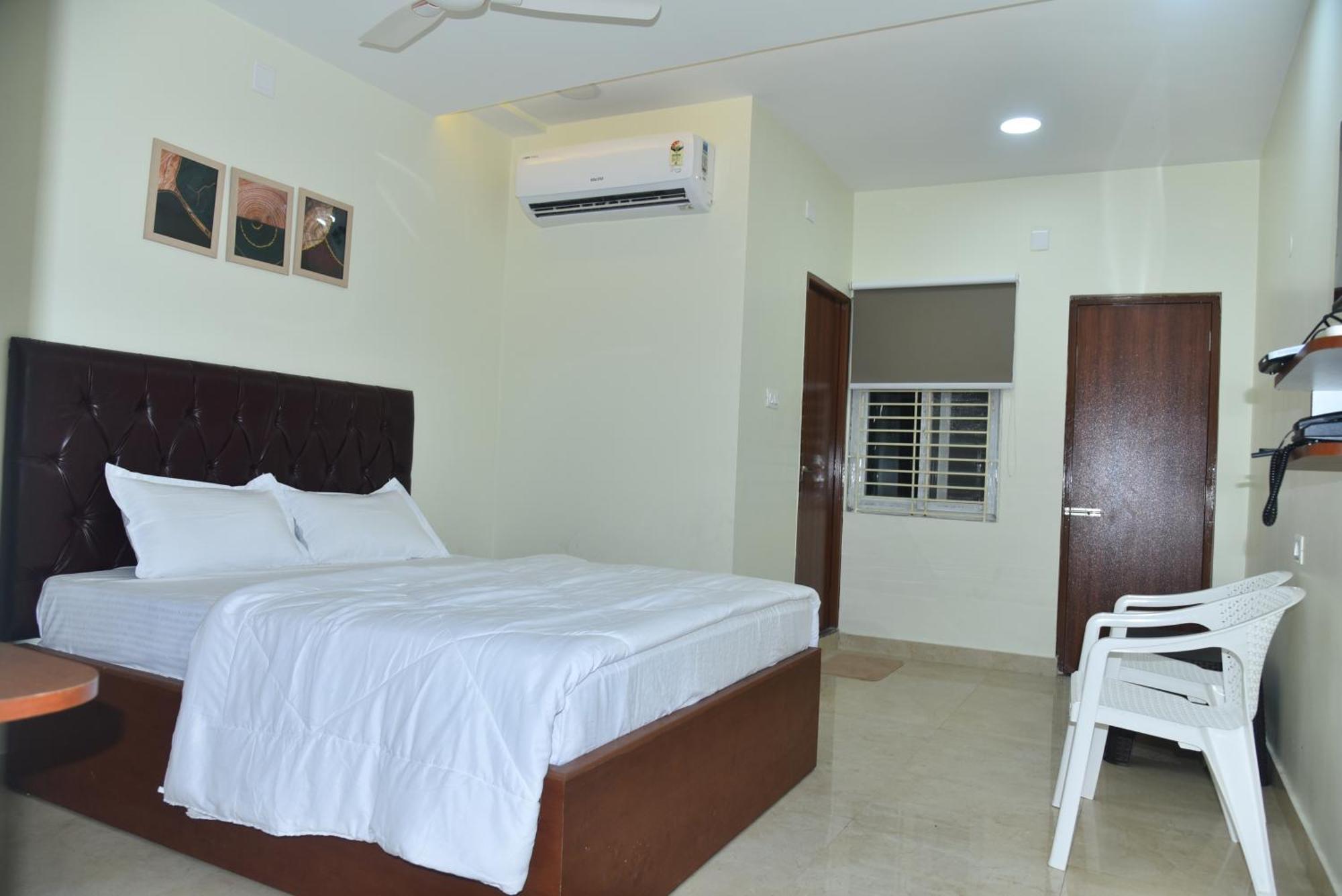 The Paradise Guest Inn Nellore Exteriör bild