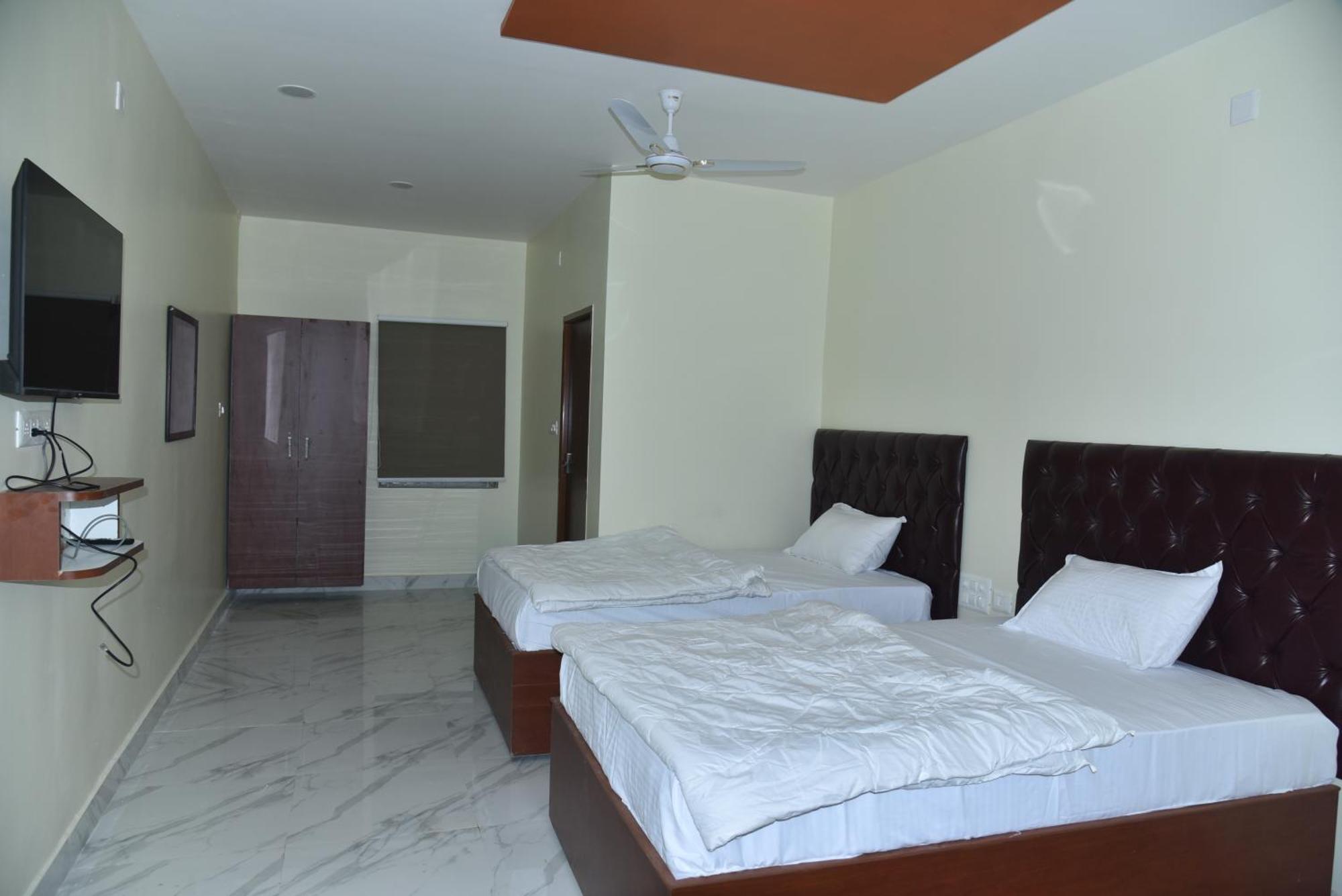 The Paradise Guest Inn Nellore Exteriör bild